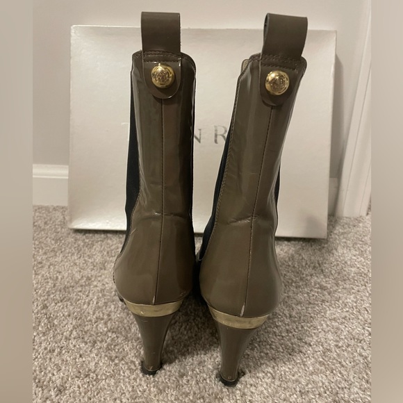 Authentic Italian - Taryn Rose Booties - Picture 5 of 8